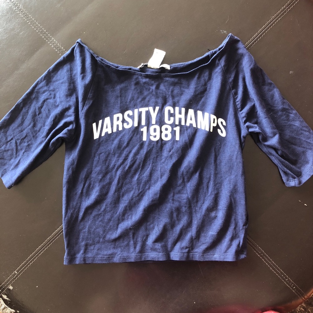 F21 Small Navy 3/4 Sleeve Crop Top